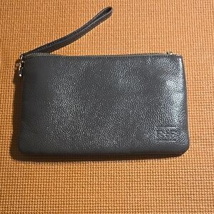 Womens HButler Leather Wristlet w/built In phone Charger